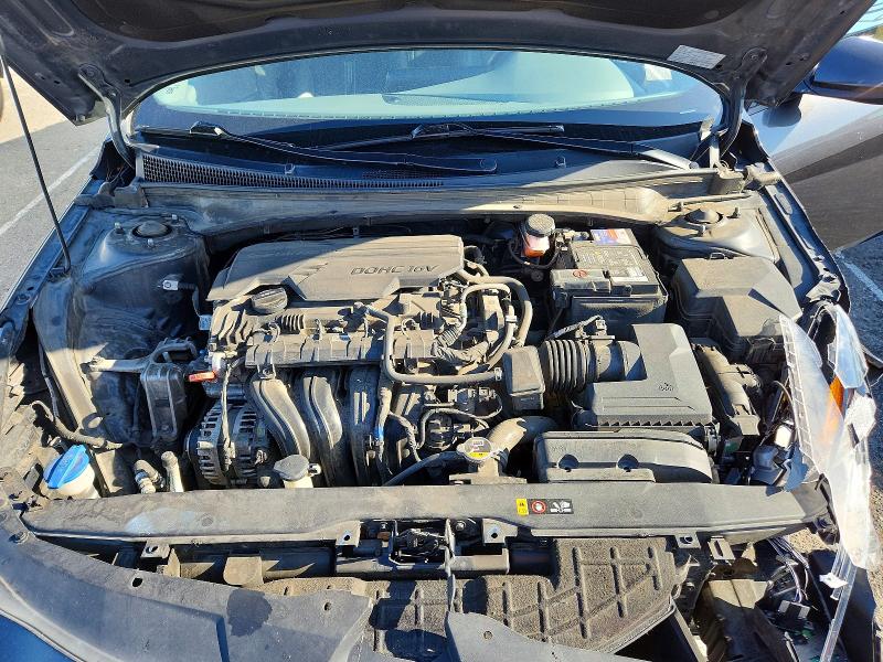 52844186 :رقم المزاد ، 5NPLM4AG1MH051116 vin ، 2021 Hyundai Elantra مزاد بيع