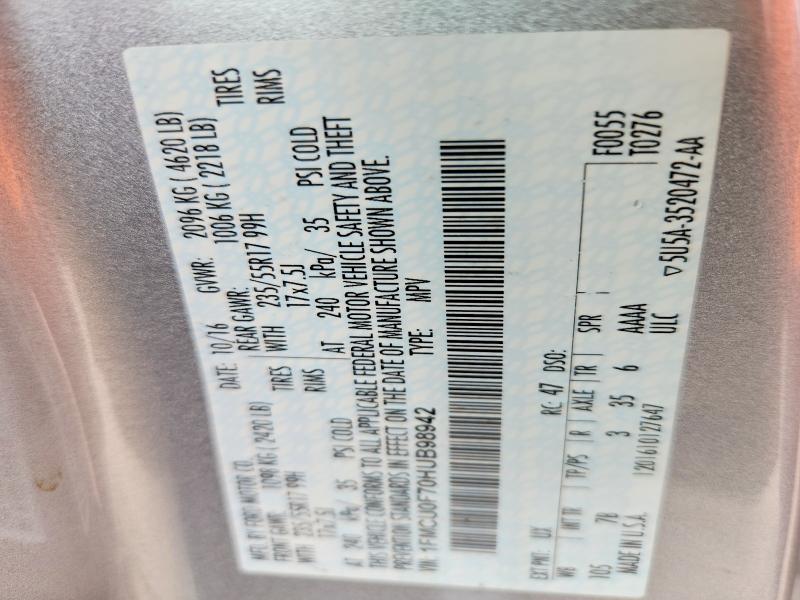 52776576 :رقم المزاد ، 1FMCU0F70HUB98942 vin ، 2017 Ford Escape مزاد بيع