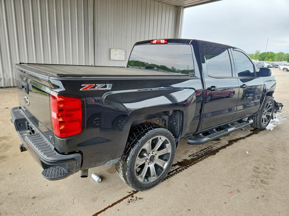 53628796 :رقم المزاد ، 3GCUKREC6HG420016 vin ، 2017 Chevrolet Silverado مزاد بيع