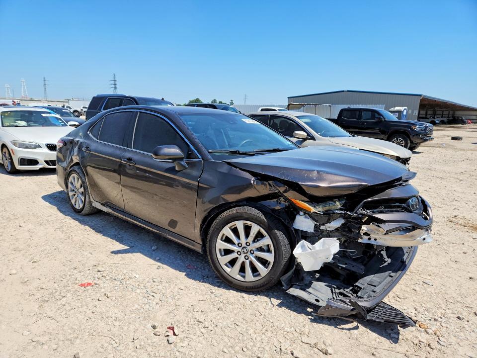 2020 Toyota Camry მანქანა იყიდება აუქციონზე, vin: 4T1L11AK3LU301001, აუქციონის ნომერი: 53616846