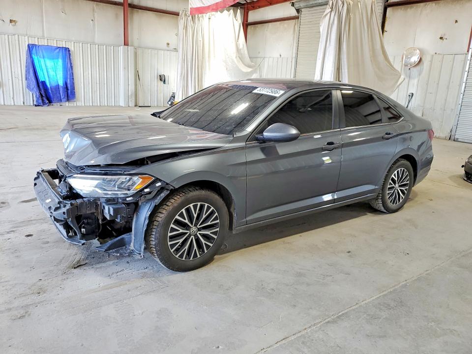 53772986 :رقم المزاد ، 3VWC57BU4MM017889 vin ، 2021 Volkswagen Jetta مزاد بيع
