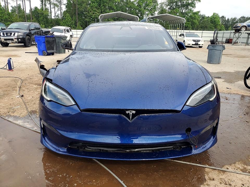 Продажа на аукционе авто 2022 Tesla Model S, vin: 5YJSA1E55NF476205, номер лота: 52076226