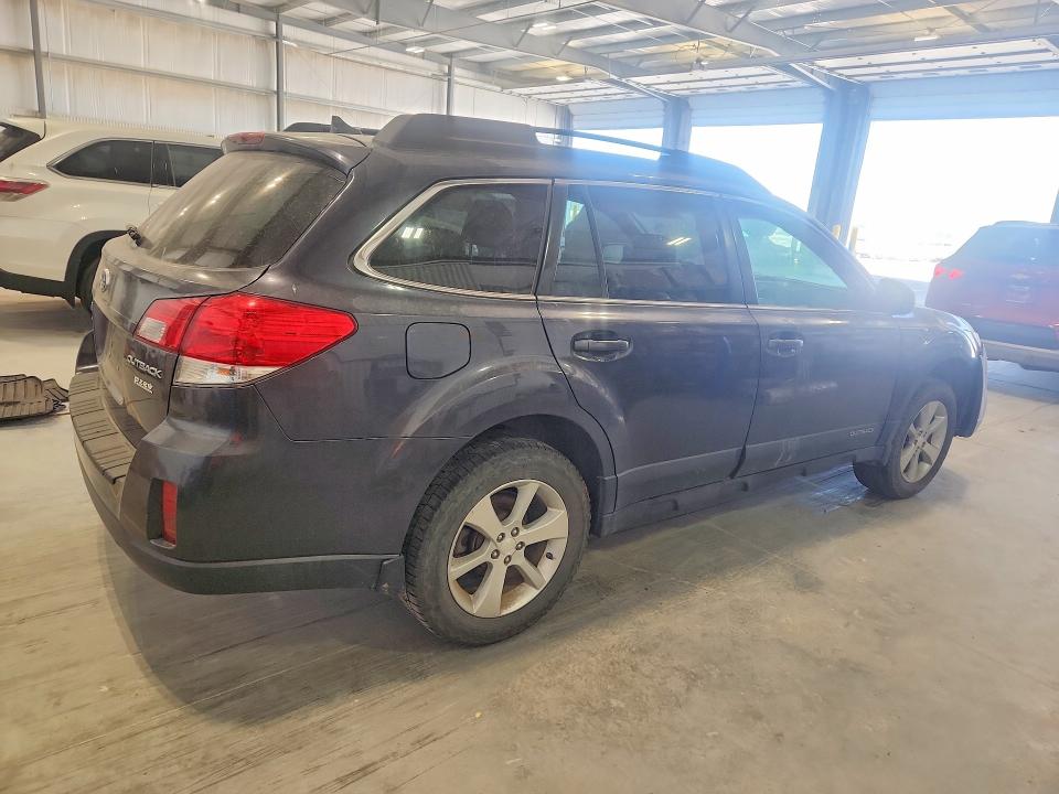 Продажа на аукционе авто 2013 Subaru Outback, vin: 4S4BRBKC9D3239886, номер лота: 52731826