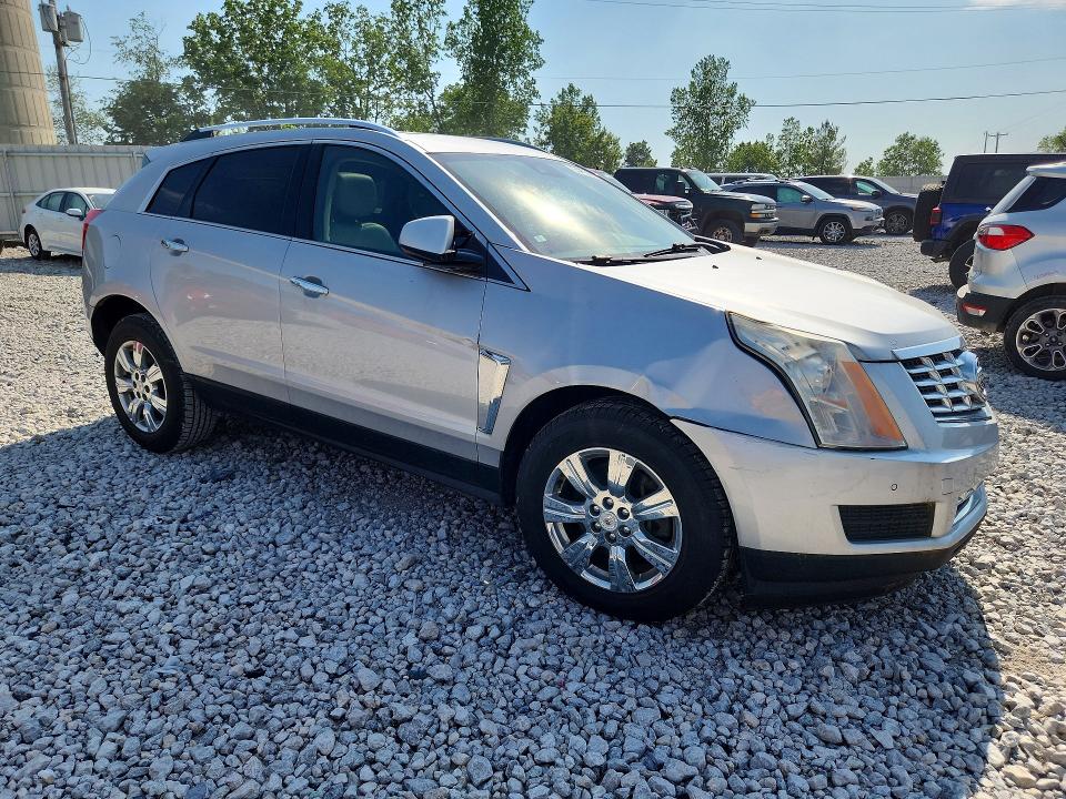 54774276 :رقم المزاد ، 3GYFNEE37FS585943 vin ، 2015 Cadillac Srx مزاد بيع