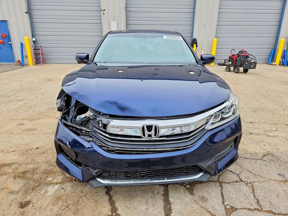 Продажа на аукционе авто 2016 Honda Accord, vin: 1HGCR2F82GA086722, номер лота: 53850656