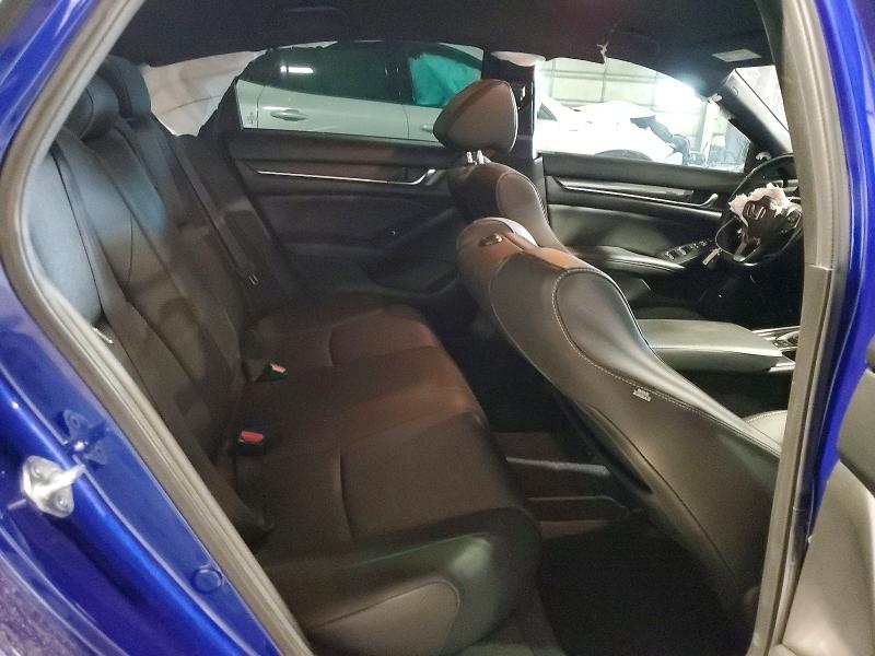 54150486 :رقم المزاد ، 1HGCV3F26NA047187 vin ، 2022 Honda Accord مزاد بيع