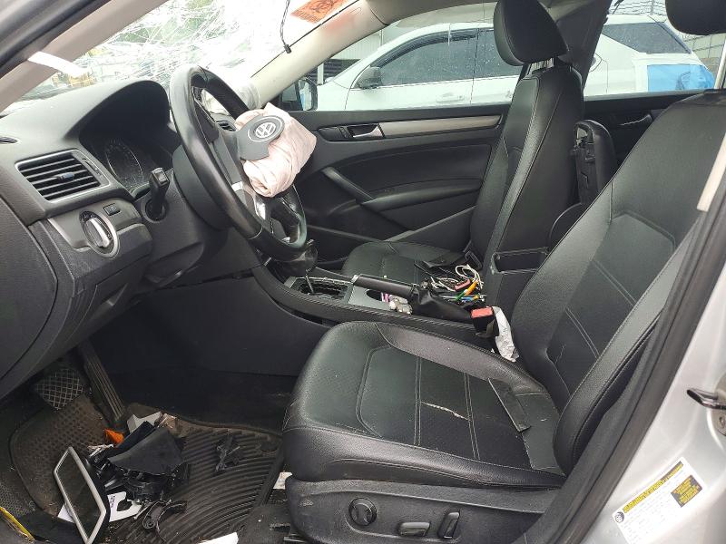 52307426 :رقم المزاد ، 1VWBP7A37EC004636 vin ، 2014 Volkswagen Passat مزاد بيع