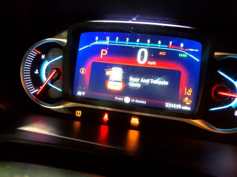 53448306 :رقم المزاد ، 5FNYF6H5XKB051675 vin ، 2019 Honda Pilot مزاد بيع