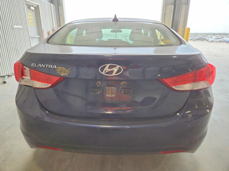 2011 Hyundai Elantra მანქანა იყიდება აუქციონზე, vin: 5NPDH4AE9BH046721, აუქციონის ნომერი: 53074446