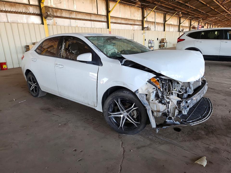53931236 :رقم المزاد ، 5YFBURHEXFP310916 vin ، 2015 Toyota Corolla مزاد بيع