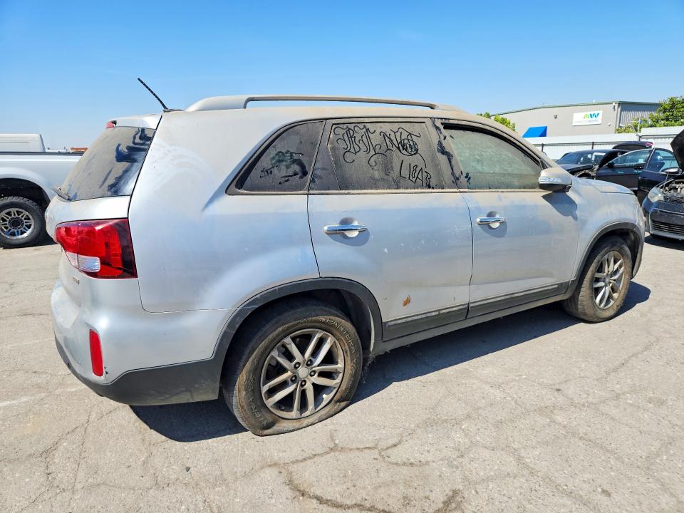 2015 Kia Sorento მანქანა იყიდება აუქციონზე, vin: 5XYKT4A68FG640731, აუქციონის ნომერი: 53211656