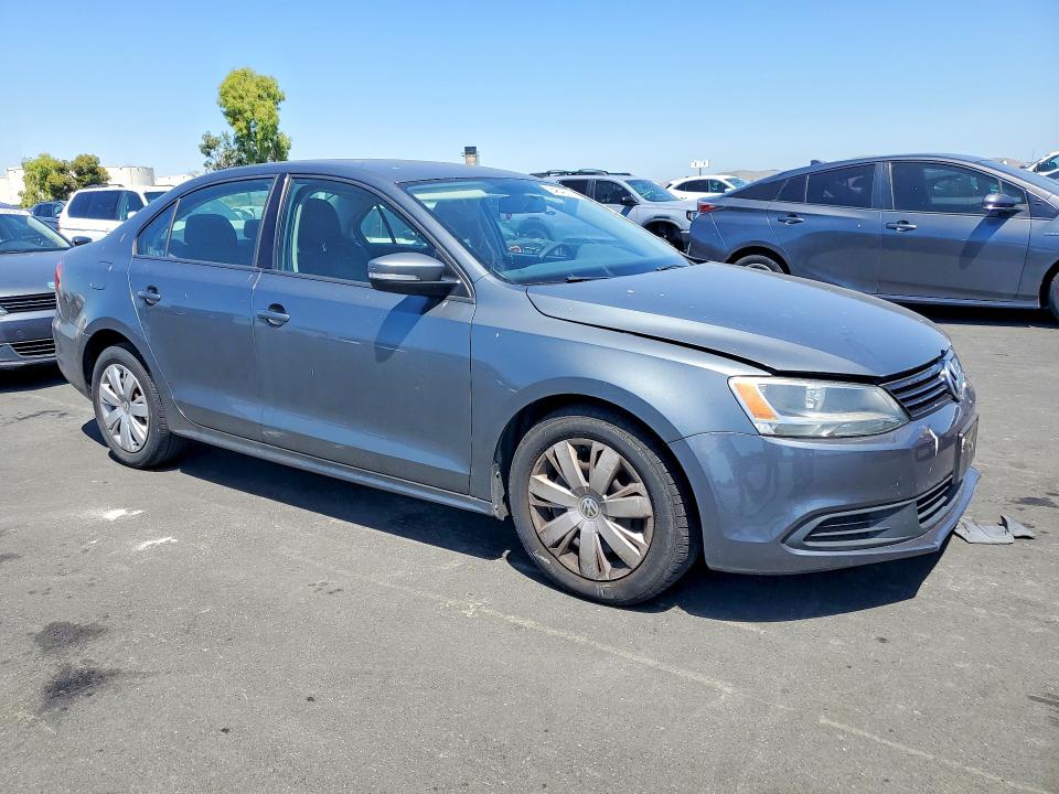 54849276 :رقم المزاد ، 3VWDZ7AJ9BM324844 vin ، 2011 Volkswagen Jetta مزاد بيع