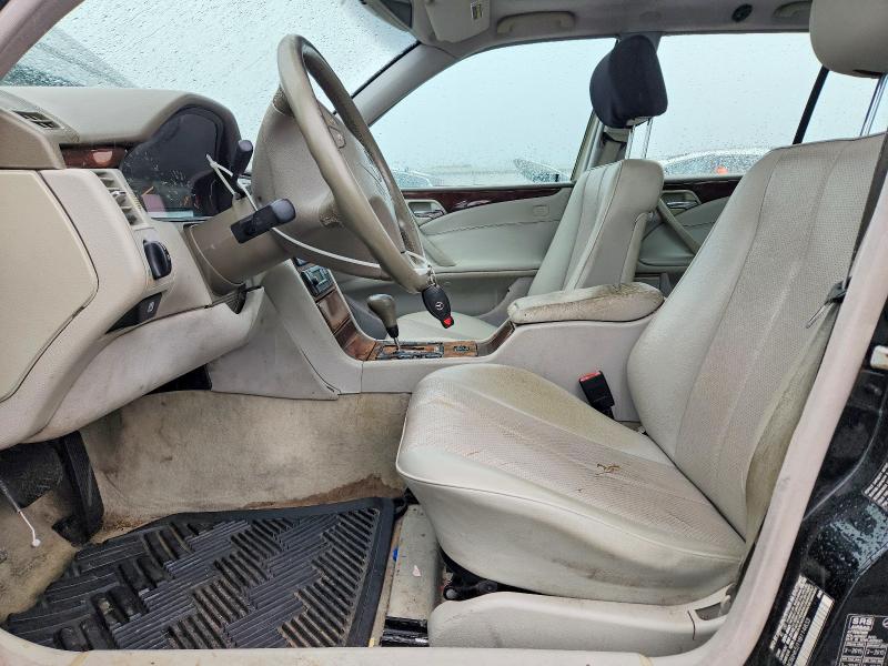 2000 Mercedes-benz E მანქანა იყიდება აუქციონზე, vin: WDBJH65J1YB114833, აუქციონის ნომერი: 52863616
