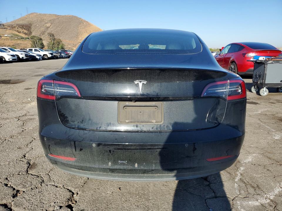 52618546 :رقم المزاد ، 5YJ3E1EA1KF361893 vin ، 2019 Tesla Model 3 مزاد بيع