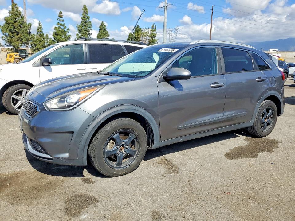 2018 Kia Niro მანქანა იყიდება აუქციონზე, vin: KNDCB3LC6J5161472, აუქციონის ნომერი: 54557466
