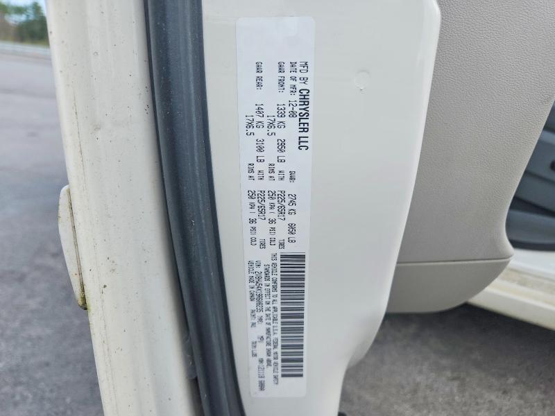 Продаж на аукціоні авто 2009 Volkswagen Routan, vin: 2V8HW54X19R608235, номер лоту: 52626416