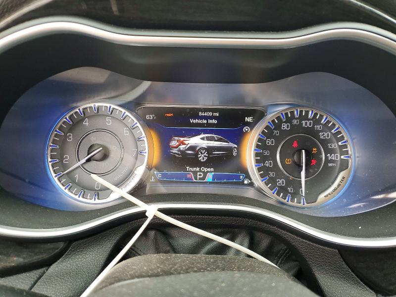 2015 Chrysler 200 მანქანა იყიდება აუქციონზე, vin: 1C3CCCCBXFN553029, აუქციონის ნომერი: 52964716