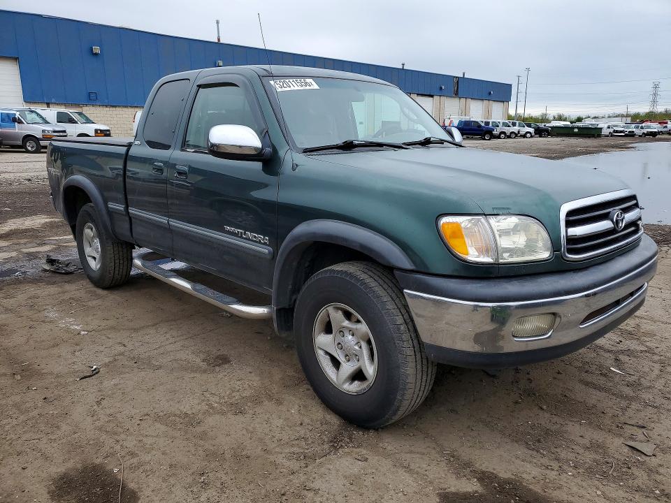 52011556 :رقم المزاد ، 5TBBT4418YS109754 vin ، 2000 Toyota Tundra مزاد بيع