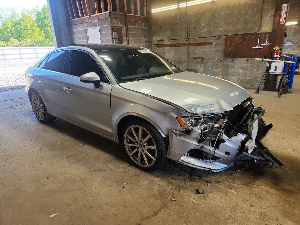 55378016 :رقم المزاد ، WAUBFGFF4F1119276 vin ، 2015 Audi A3 مزاد بيع