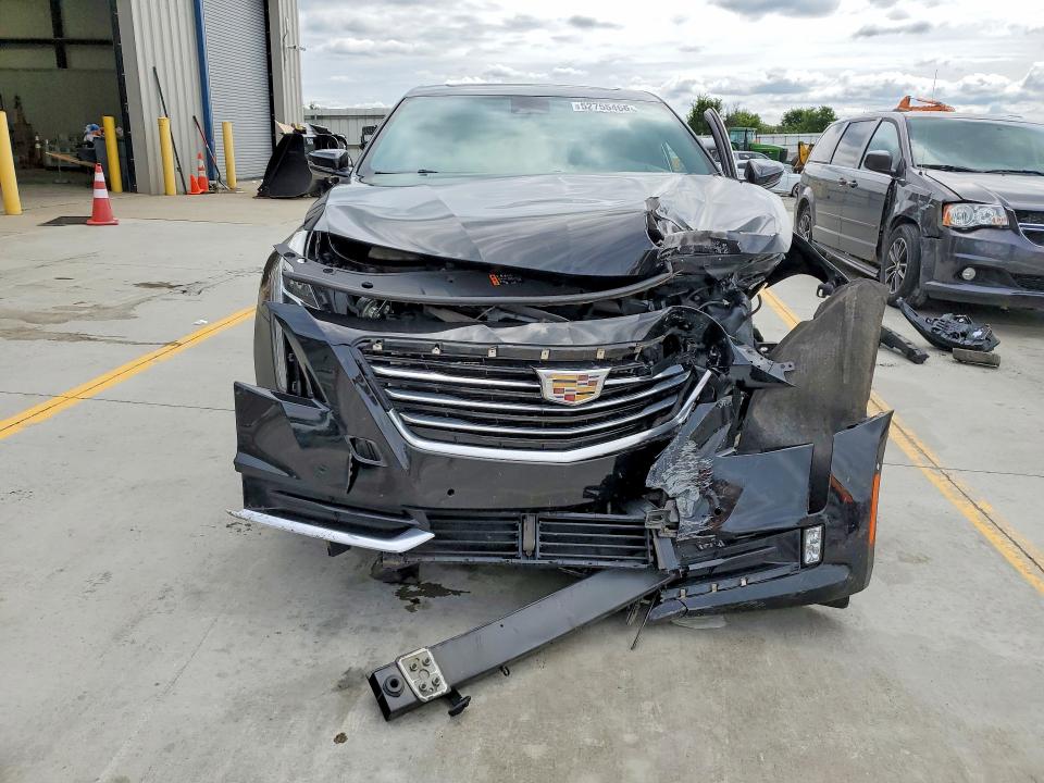 2018 Cadillac Ct6 მანქანა იყიდება აუქციონზე, vin: 1G6KH5R66JU102695, აუქციონის ნომერი: 52755466