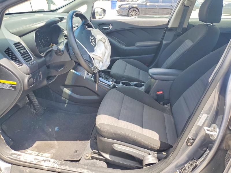 2017 Kia Forte მანქანა იყიდება აუქციონზე, vin: 3KPFL4A76HE083070, აუქციონის ნომერი: 54629316