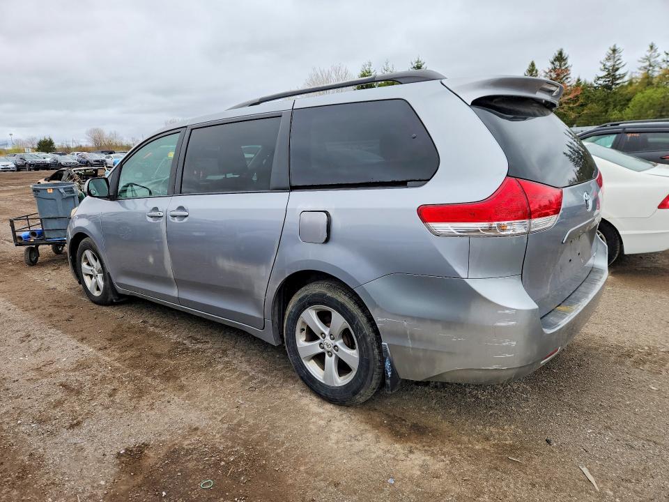 Продажа на аукционе авто 2011 Toyota Sienna, vin: 5TDKK3DC1BS164995, номер лота: 52850186