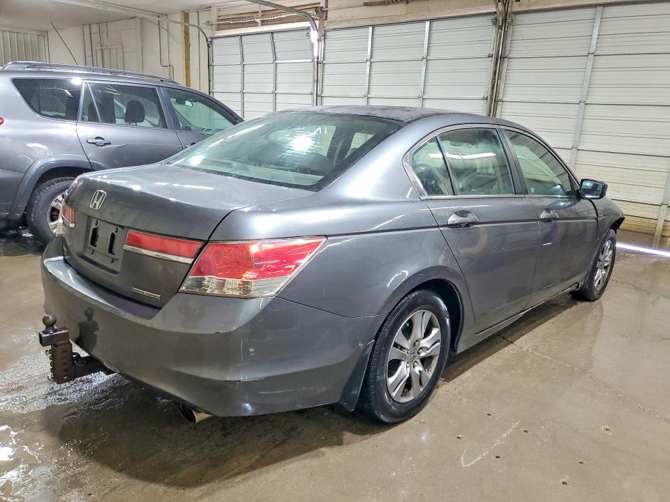 2012 Honda Accord მანქანა იყიდება აუქციონზე, vin: 1HGCP2F67CA044772, აუქციონის ნომერი: 52584116