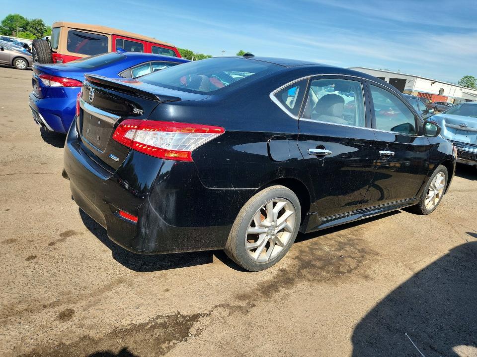 2014 Nissan Sentra მანქანა იყიდება აუქციონზე, vin: 3N1AB7AP3EY314471, აუქციონის ნომერი: 54324046