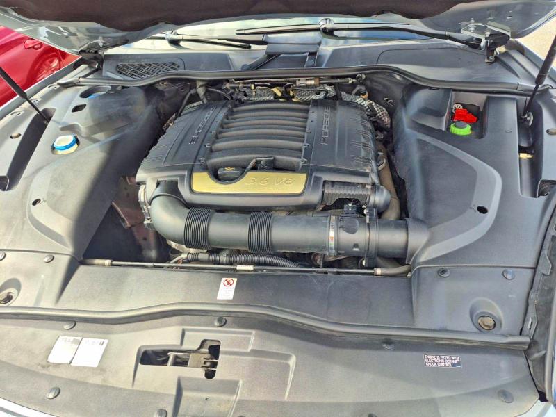 55167216 :رقم المزاد ، WP1AA2A24GLA09966 vin ، 2016 Porsche Cayenne مزاد بيع