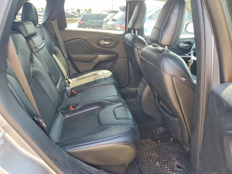 53162956 :رقم المزاد ، 1C4PJLLX1KD290928 vin ، 2019 Jeep Cherokee مزاد بيع