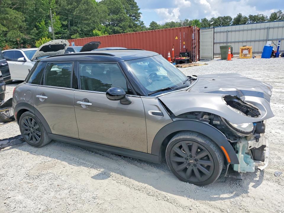 54269176 :رقم المزاد ، WMWXU1C55G2D57723 vin ، 2016 Mini Cooper مزاد بيع