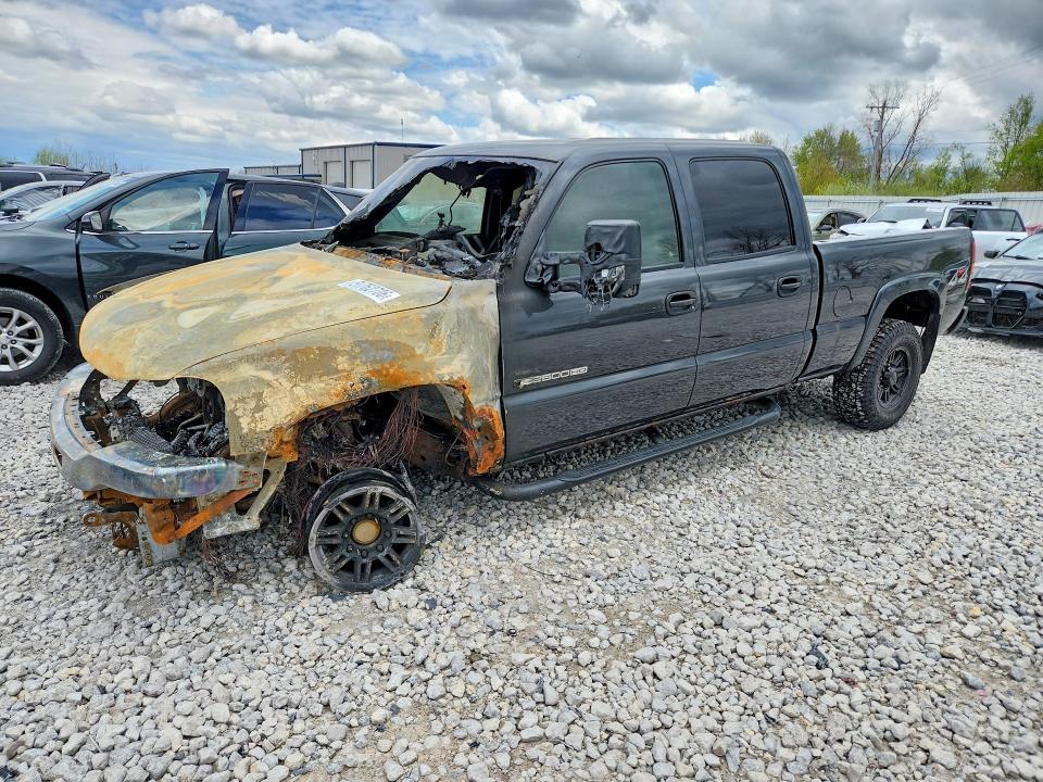51762706 :رقم المزاد ، 1GTHK23144F135191 vin ، 2004 Gmc Sierra مزاد بيع