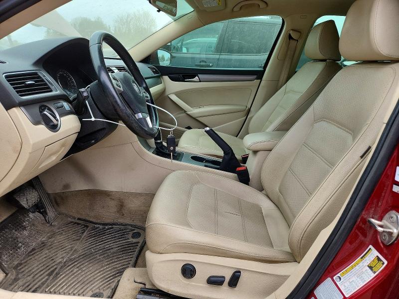 53446616 :رقم المزاد ، 1VWBV7A38FC033392 vin ، 2015 Volkswagen Passat مزاد بيع