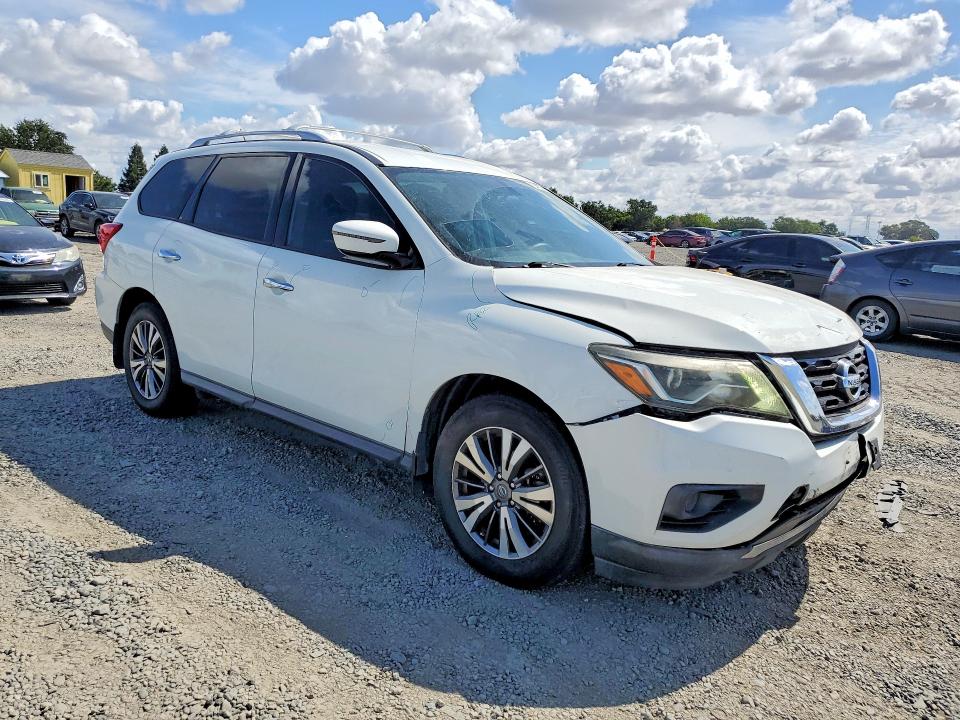 54832626 :رقم المزاد ، 5N1DR2MN1HC609404 vin ، 2017 Nissan Pathfinder مزاد بيع