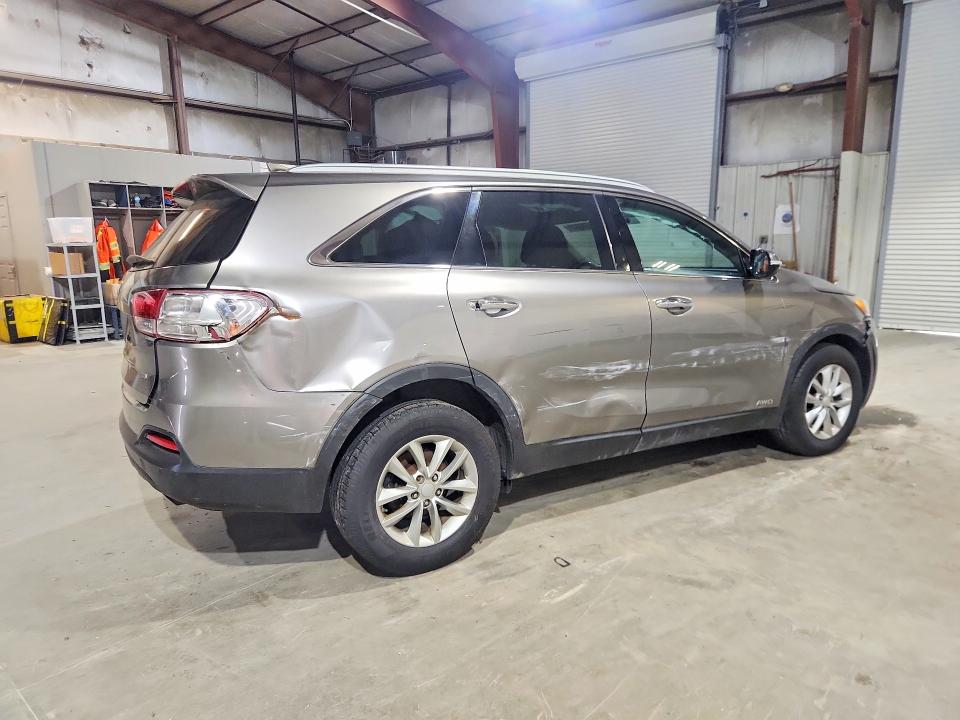 2016 Kia Sorento მანქანა იყიდება აუქციონზე, vin: 5XYPGDA38GG081537, აუქციონის ნომერი: 54340446