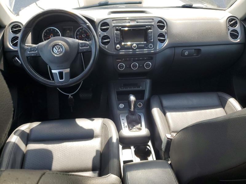 54011146 :رقم المزاد ، WVGBV7AX2FW599130 vin ، 2015 Volkswagen Tiguan مزاد بيع
