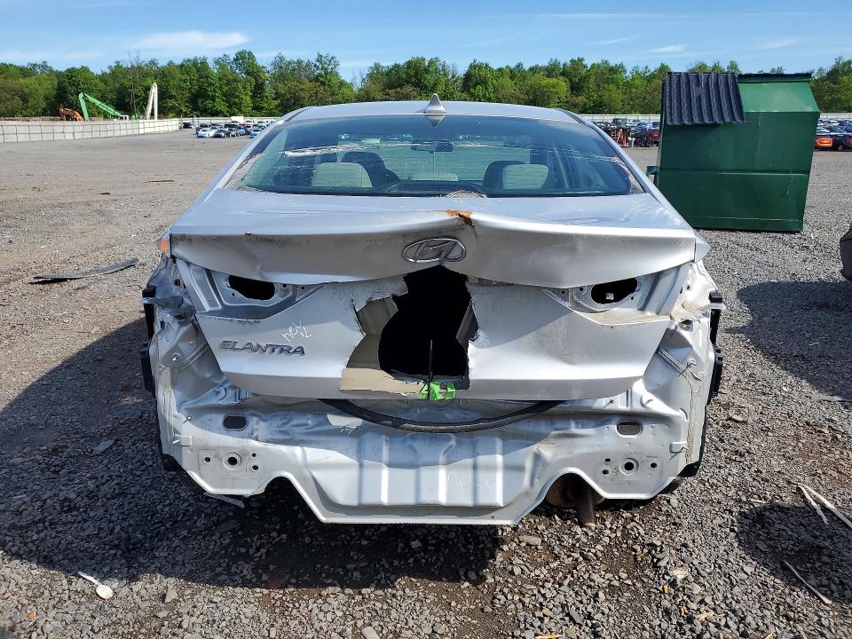 2017 Hyundai Elantra მანქანა იყიდება აუქციონზე, vin: 5NPD84LF2HH107650, აუქციონის ნომერი: 54835436