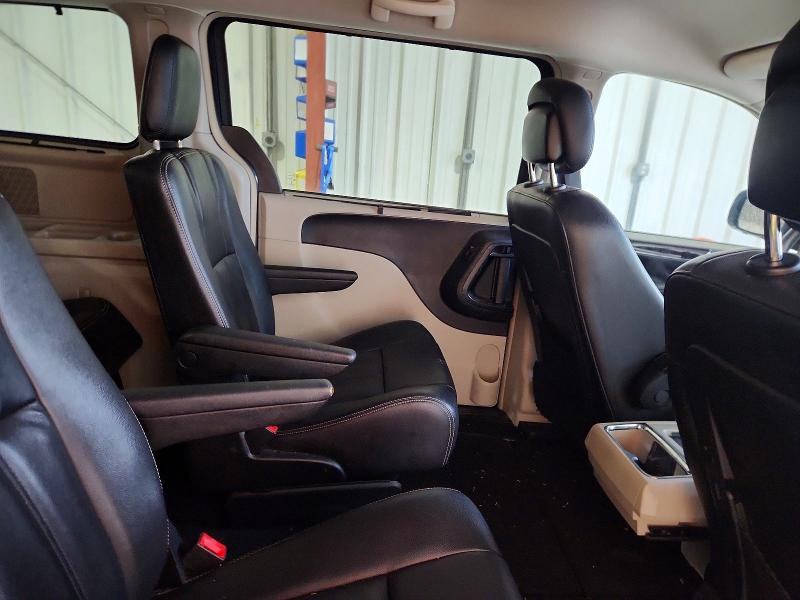 2014 Chrysler Town & Country მანქანა იყიდება აუქციონზე, vin: 2C4RC1BG9ER312796, აუქციონის ნომერი: 54984496