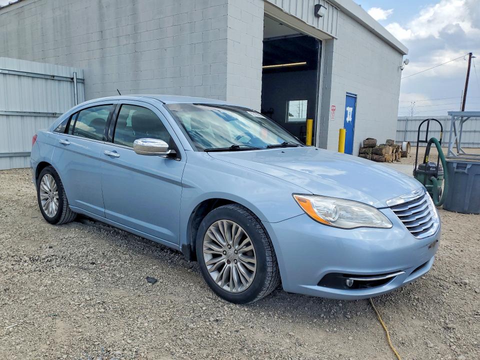 52193296 :رقم المزاد ، 1C3CCBCG5DN598110 vin ، 2013 Chrysler 200 مزاد بيع