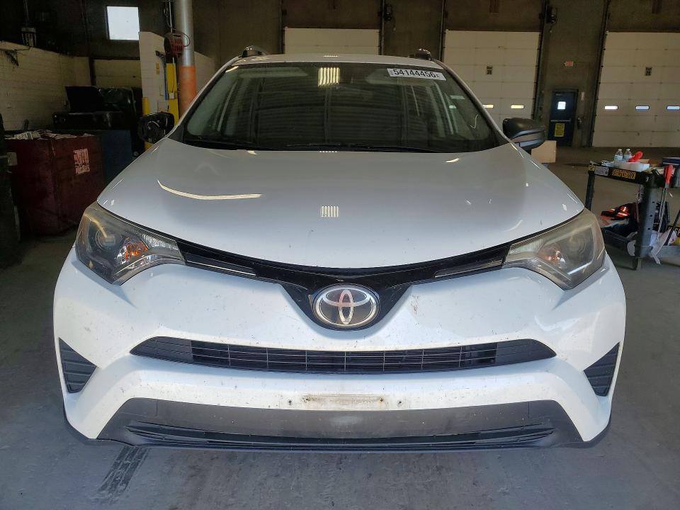 Aukcja sprzedaży 2017 Toyota Rav4, vin: JTMZFREV6HJ104366, numer aukcji: 54144456