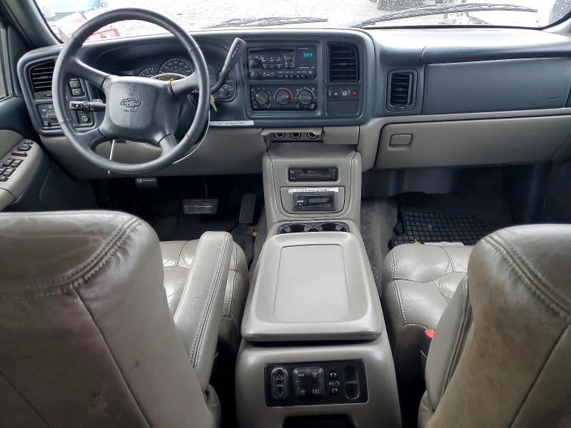 54478216 :رقم المزاد ، 3GNFK16T3YG162005 vin ، 2000 Chevrolet Suburban مزاد بيع