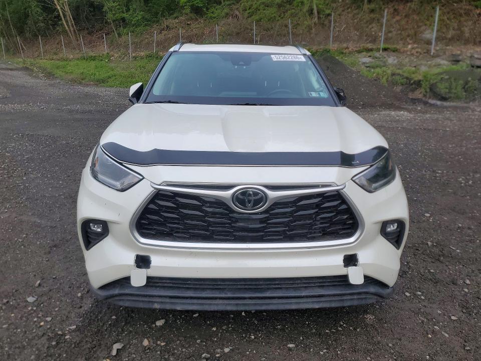 Продажа на аукционе авто 2021 Toyota Highlander, vin: 5TDGZRBH9MS119826, номер лота: 52562286