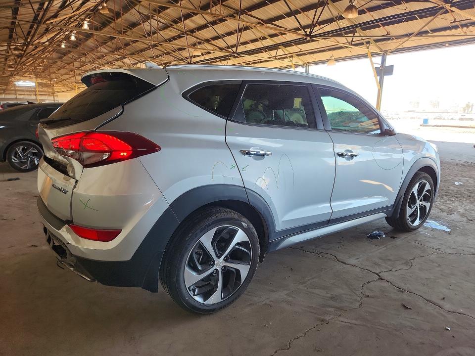 Продажа на аукционе авто 2017 Hyundai Tucson, vin: KM8J33A26HU336118, номер лота: 53724346