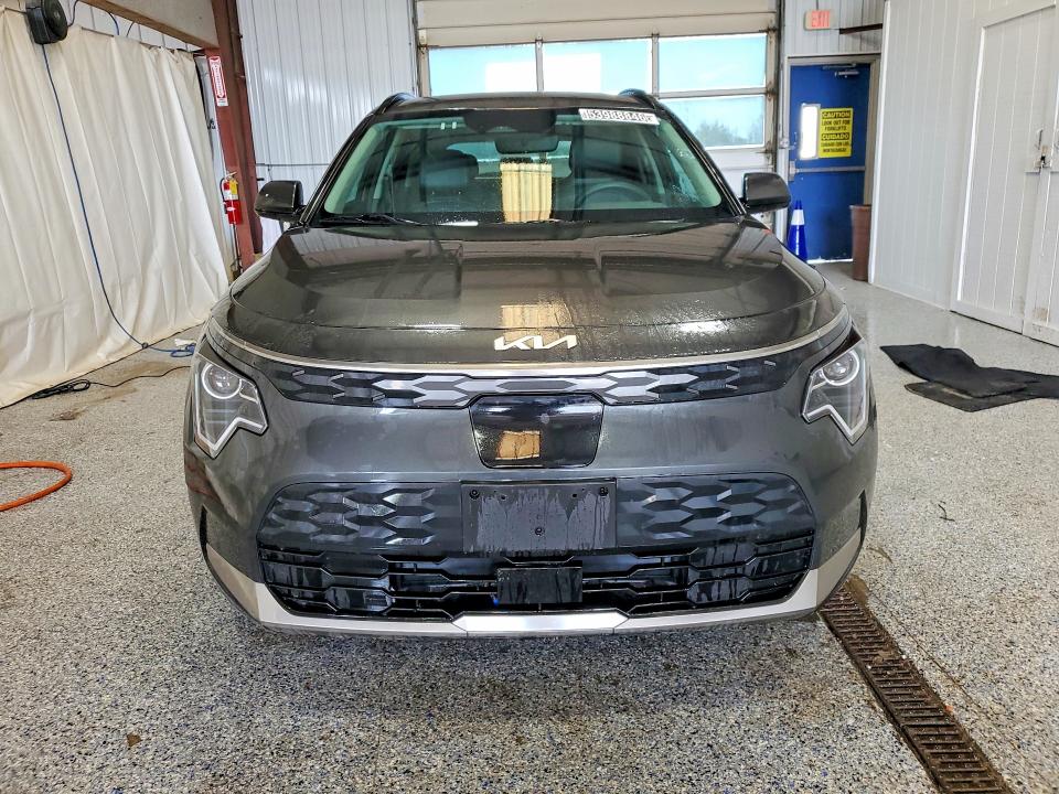 53988846 :رقم المزاد ، KNDCR3L1XR5115343 vin ، 2024 Kia Niro مزاد بيع