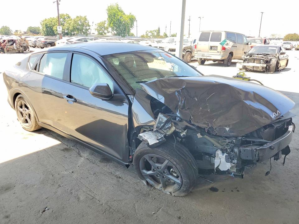 2025 Kia K4 მანქანა იყიდება აუქციონზე, vin: 3KPFT4DE6SE166287, აუქციონის ნომერი: 54525266