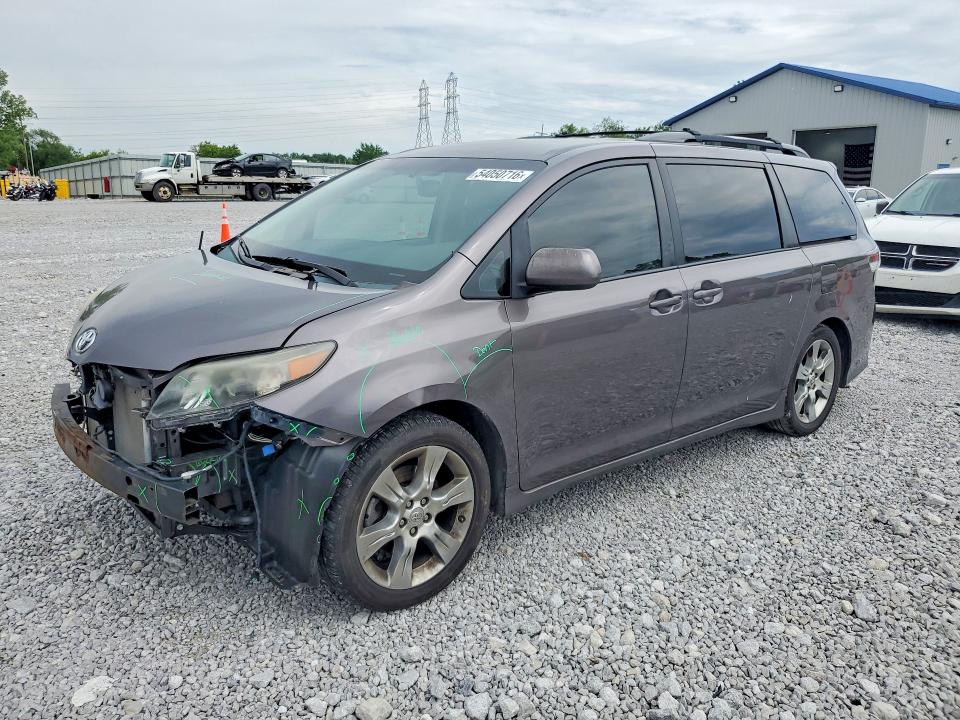 54050716 :رقم المزاد ، 5TDXK3DC8CS272778 vin ، 2012 Toyota Sienna مزاد بيع