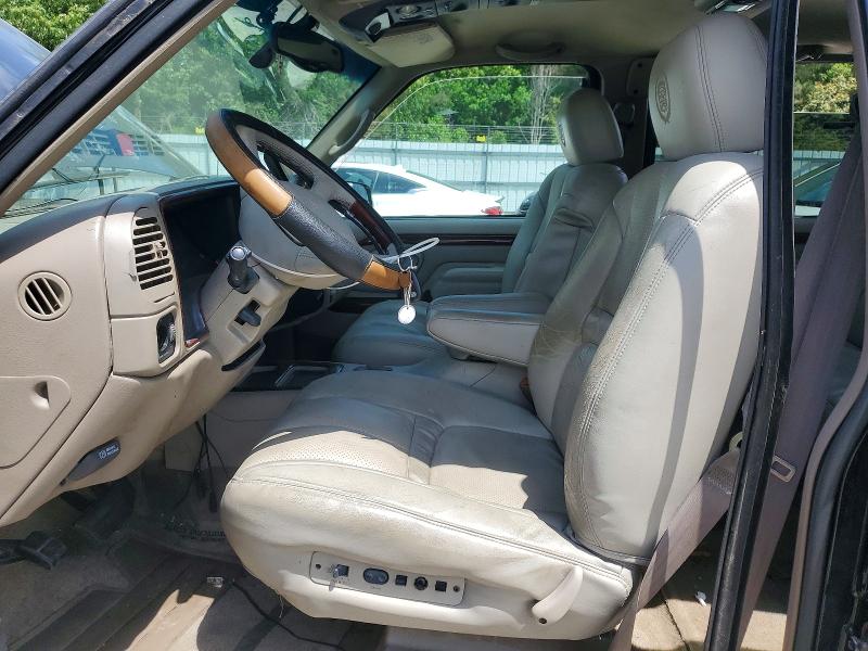 2000 Cadillac Escalade მანქანა იყიდება აუქციონზე, vin: 1GYEK63R2YR191337, აუქციონის ნომერი: 52815426