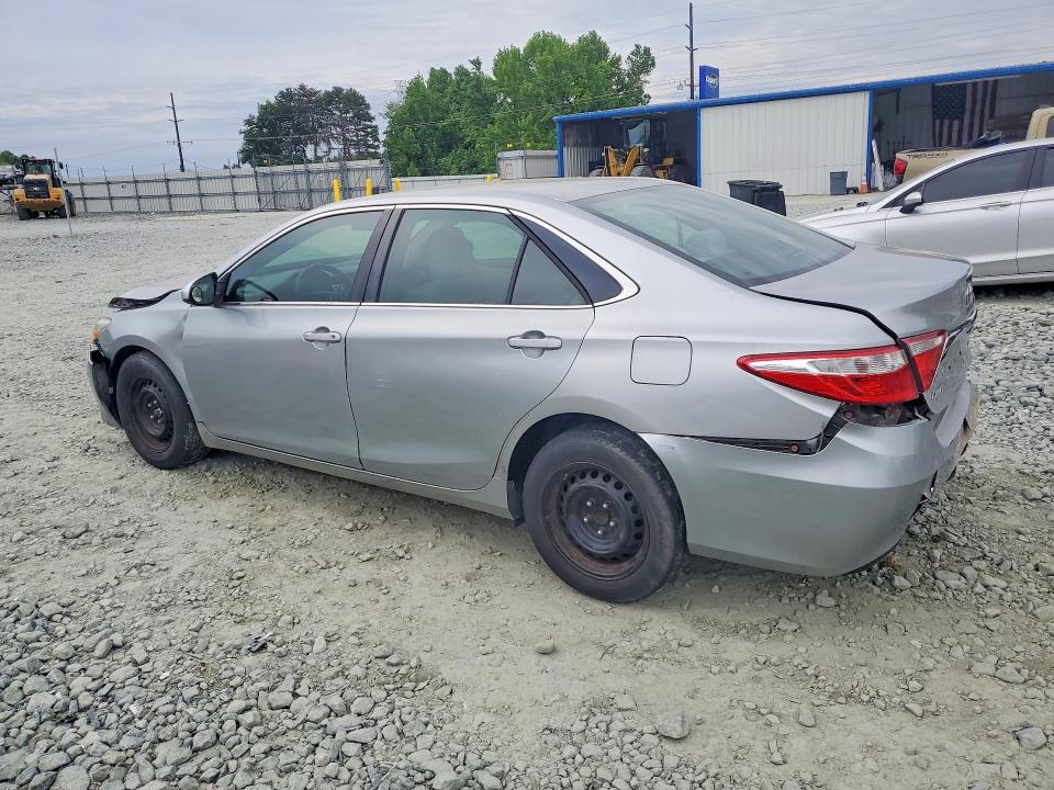 52502936 :رقم المزاد ، 4T4BF1FK5FR484093 vin ، 2015 Toyota Camry مزاد بيع