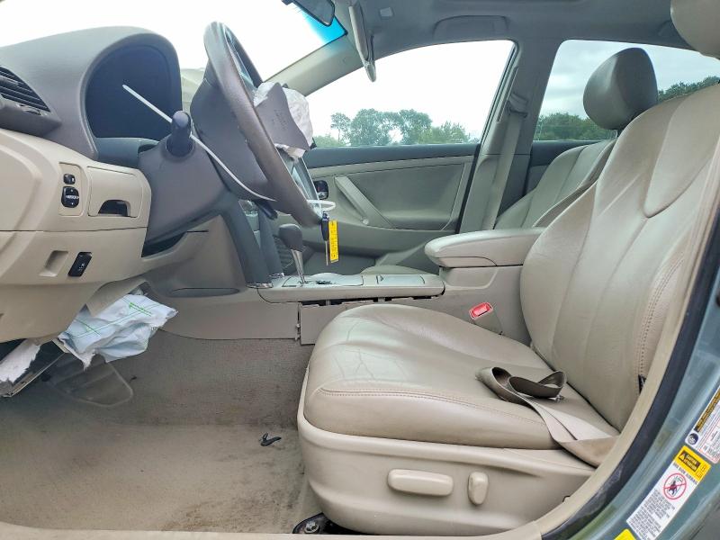 53279706 :رقم المزاد ، 4T1BF3EK2AU575743 vin ، 2010 Toyota Camry مزاد بيع