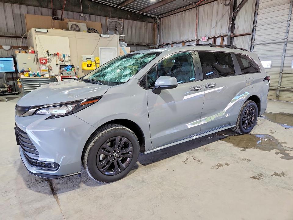Продажа на аукционе авто 2024 Toyota Sienna, vin: 5TDCSKFC8RS144135, номер лота: 53078876